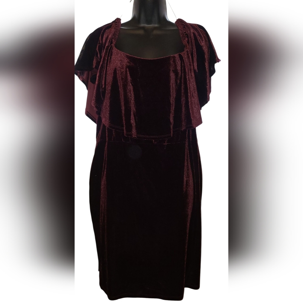 Forever 21 Red Off-the-Shoulder Sheath Dress